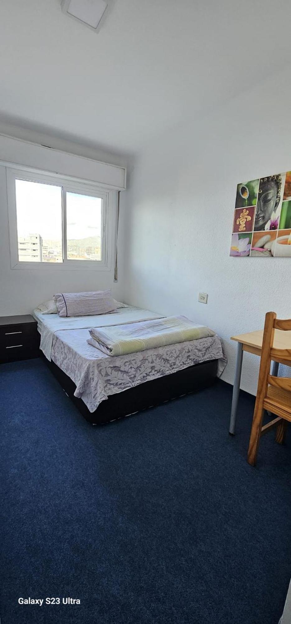 Habitacion Privada Centro Malaga Cerca Tren Maria Zambrano Y Playa Muy Buena Conexion Wifi Bilik gambar
