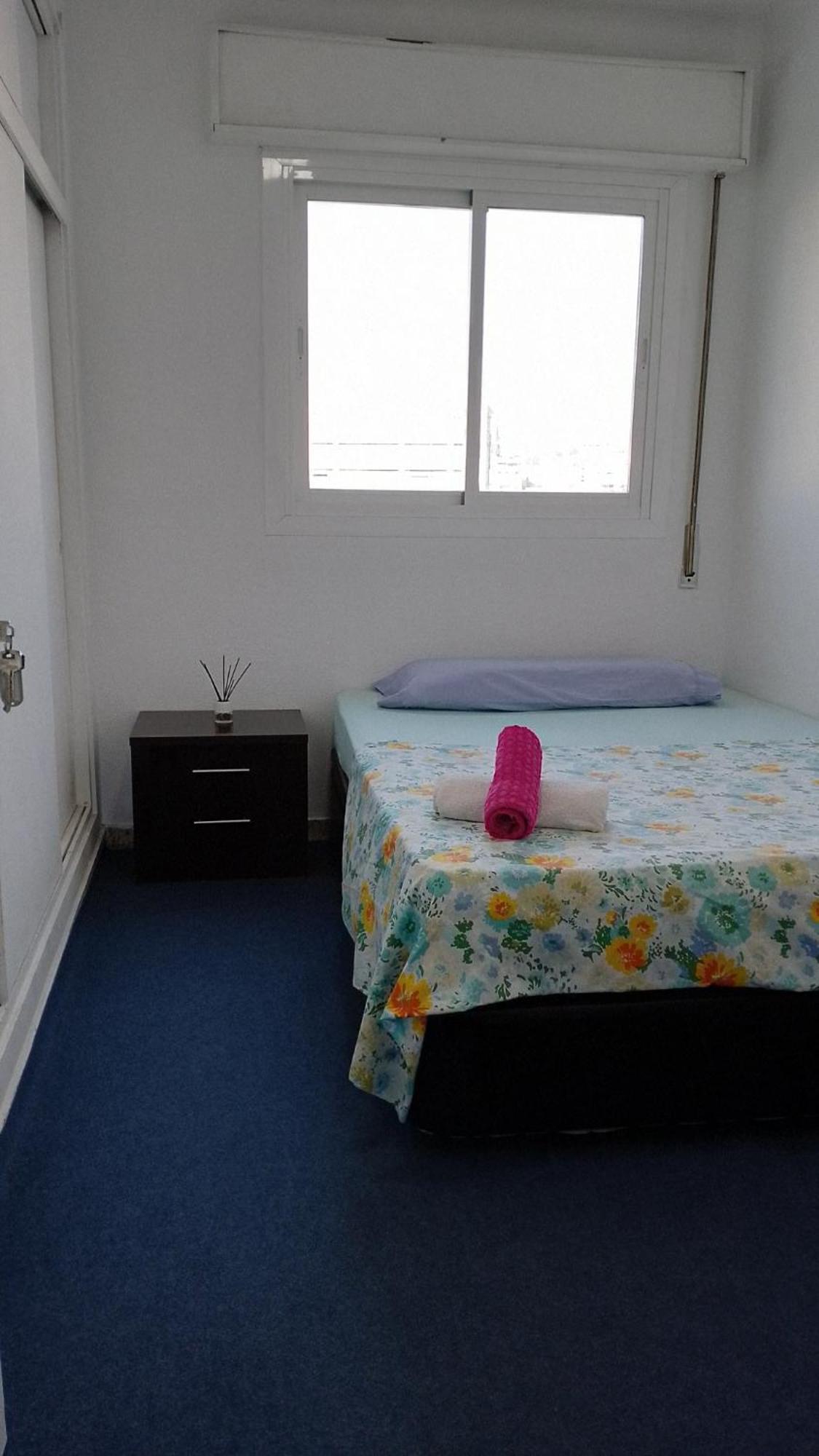Habitacion Privada Centro Malaga Cerca Tren Maria Zambrano Y Playa Muy Buena Conexion Wifi Luaran gambar