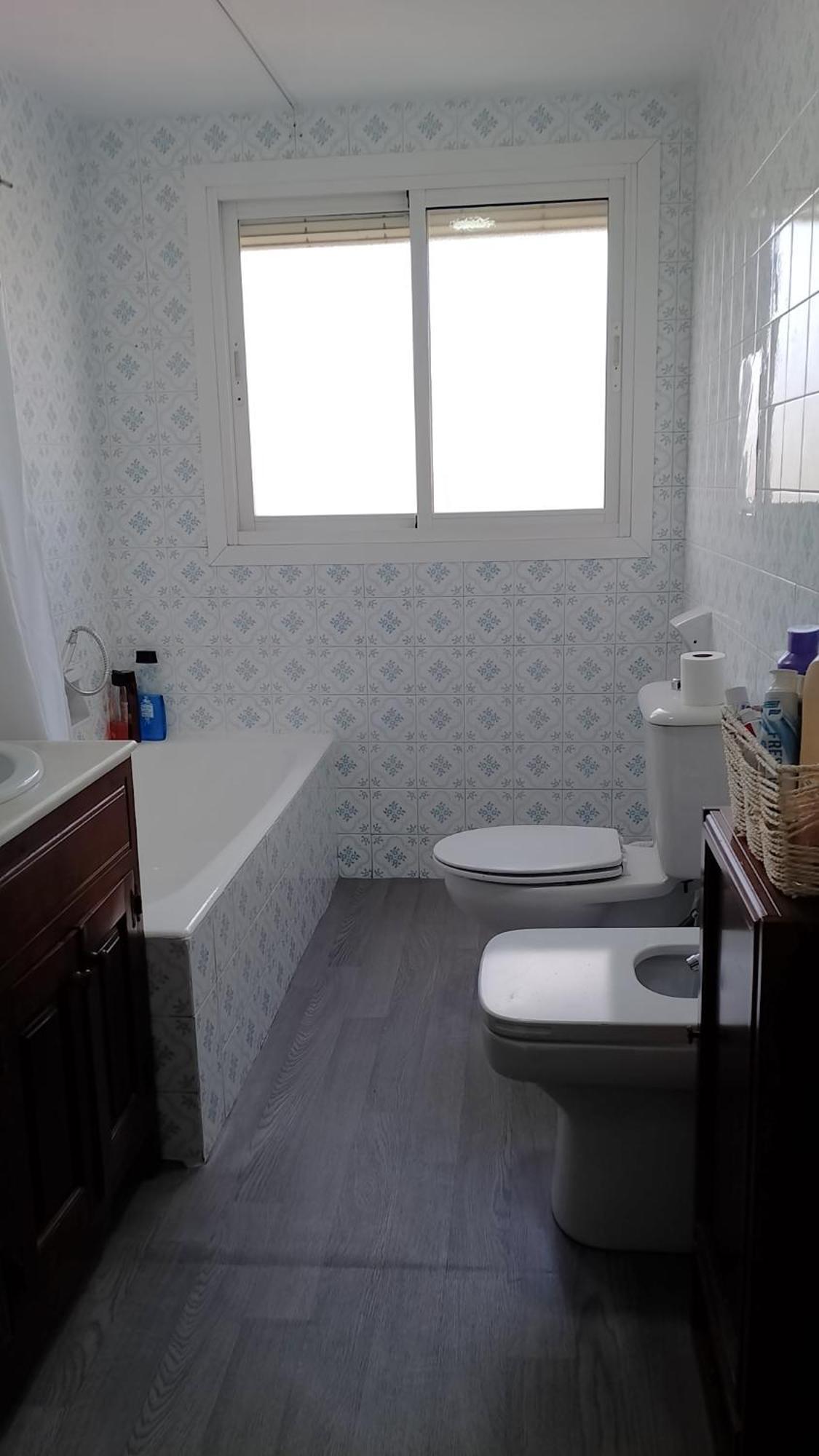 Habitacion Privada Centro Malaga Cerca Tren Maria Zambrano Y Playa Muy Buena Conexion Wifi Luaran gambar