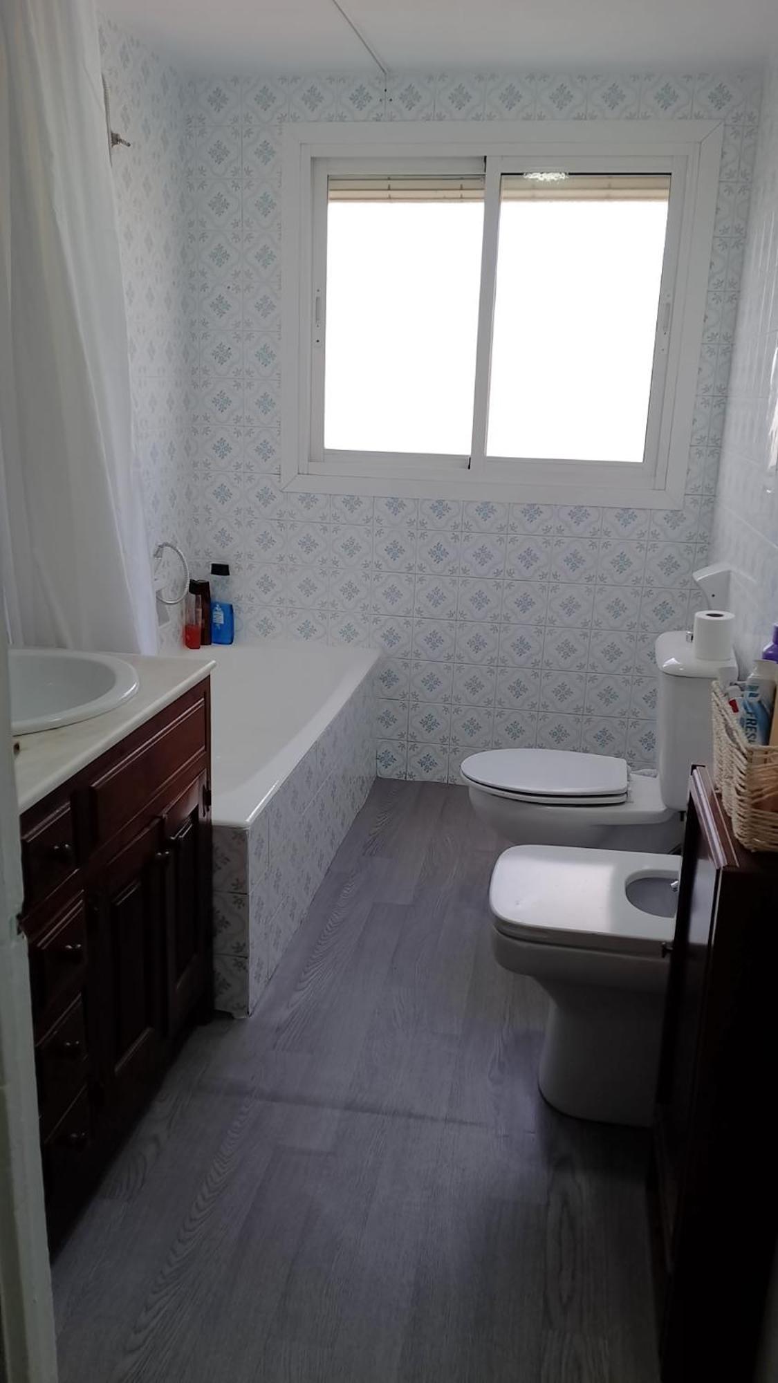 Habitacion Privada Centro Malaga Cerca Tren Maria Zambrano Y Playa Muy Buena Conexion Wifi Luaran gambar